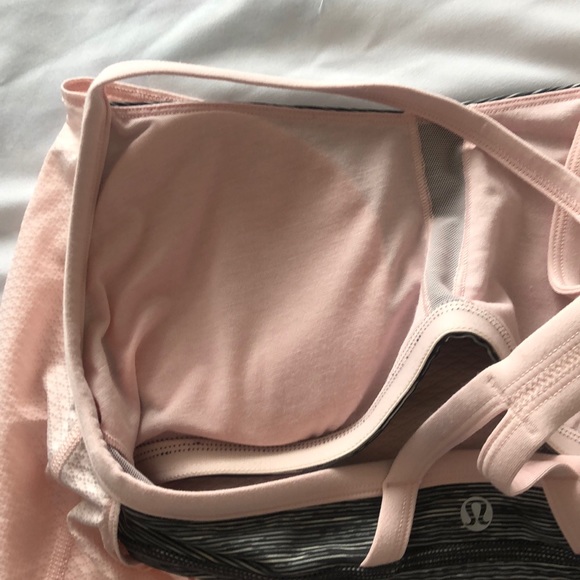 Lululemon sports bra top w/dri-weave material tank - Picture 6 of 6